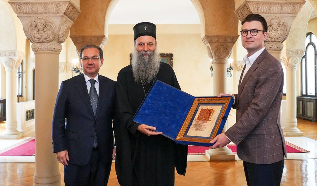 Patrijarh Porfirije razgovarao sa predstavnicima Kongresa srpsko-američkog prijateljstva o Kosovu Patrijarh Porfirije razgovarao sa predstavnicima Kongresa srpsko-američkog prijateljstva o Kosovu (Foto Srpska Pravoslavna Crkva)