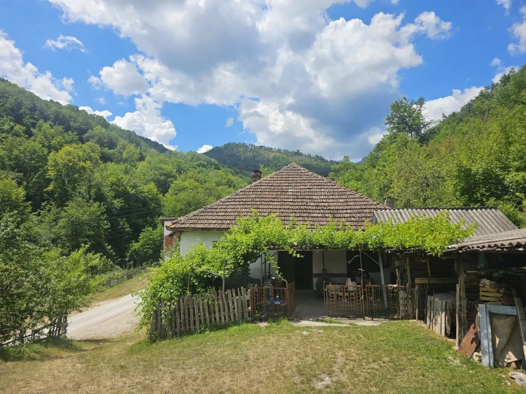 Još jedna kuća u Čečevu na redu za rušenje? Još jedna kuća u Čečevu na redu za rušenje? (Foto Zubin Potok INF/Alternativna)